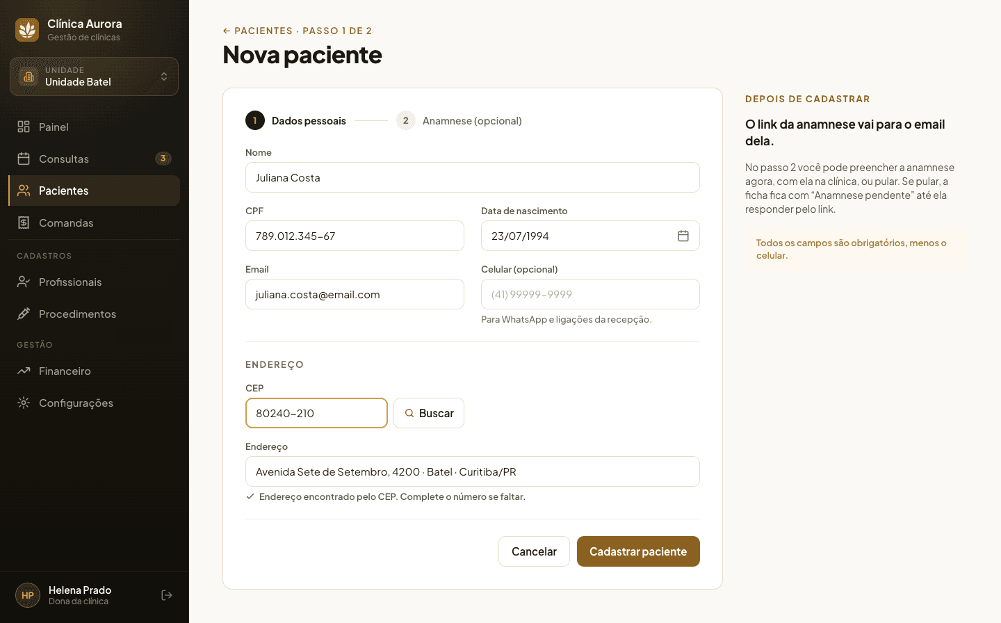 Cadastro de nova paciente no Cliniker, com endereço preenchido pelo CEP